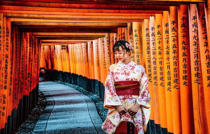 viaggio-giappone-fine novembre kimono-fushimi