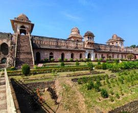 viaggio in india centrale mandu