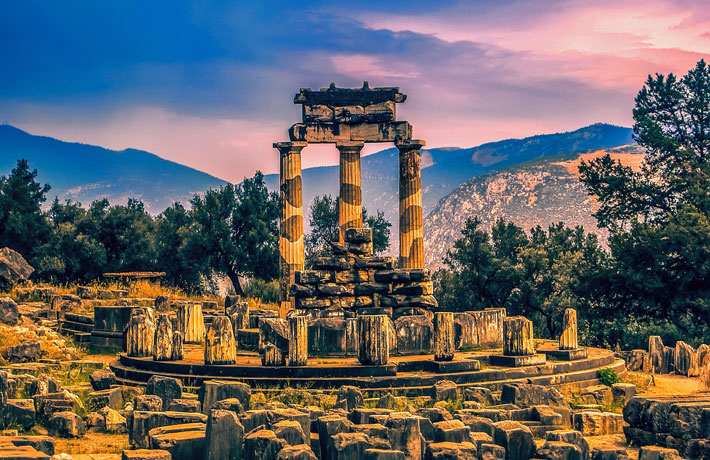 epifania in grecia delfi