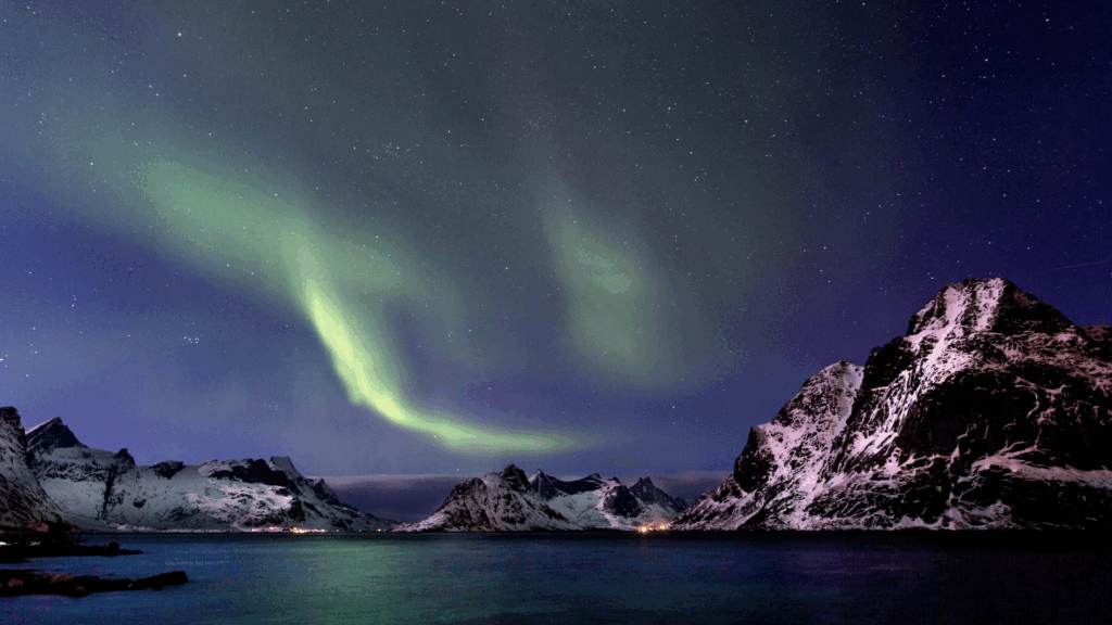 isole lofoten aurora boreale