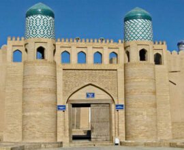 viaggio-uzbekistan-khiva-madrassa-kunya-ark