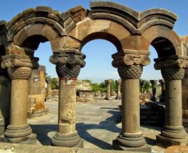 viaggio in Armenia,-Zvartnots,-Rovine-della-Cattedrale