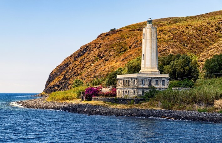 isole eolie faro