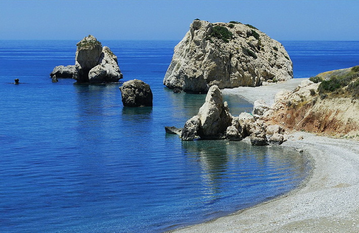 viaggio-a-cipro-petra-tou-romiu