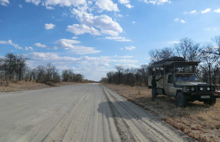 botswana-jeep-sito