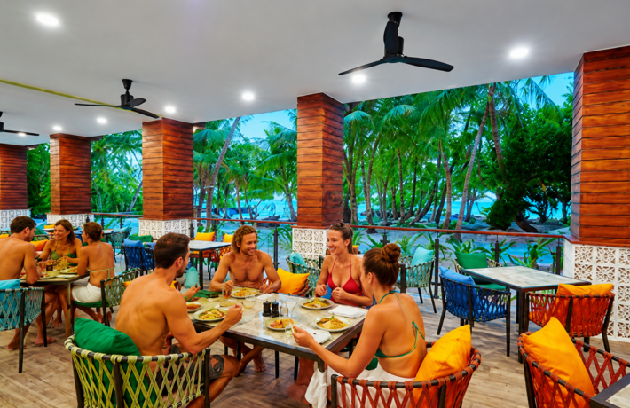 viaggio alle maldive Dhigurah ristorante