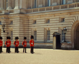 viaggio-londra-guardie