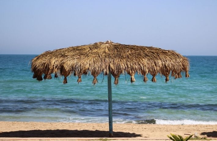 viaggio-sharm-el-sheikh-ombrellone