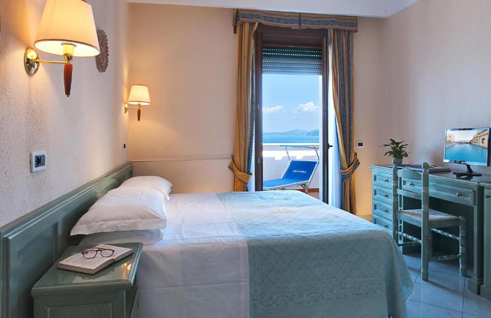 hotel-parco-aurora-ischia-camera