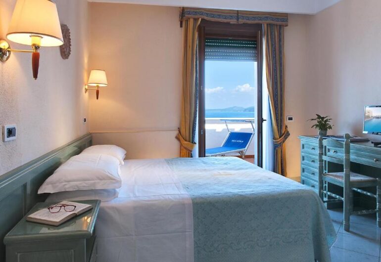 hotel parco aurora ischia camera